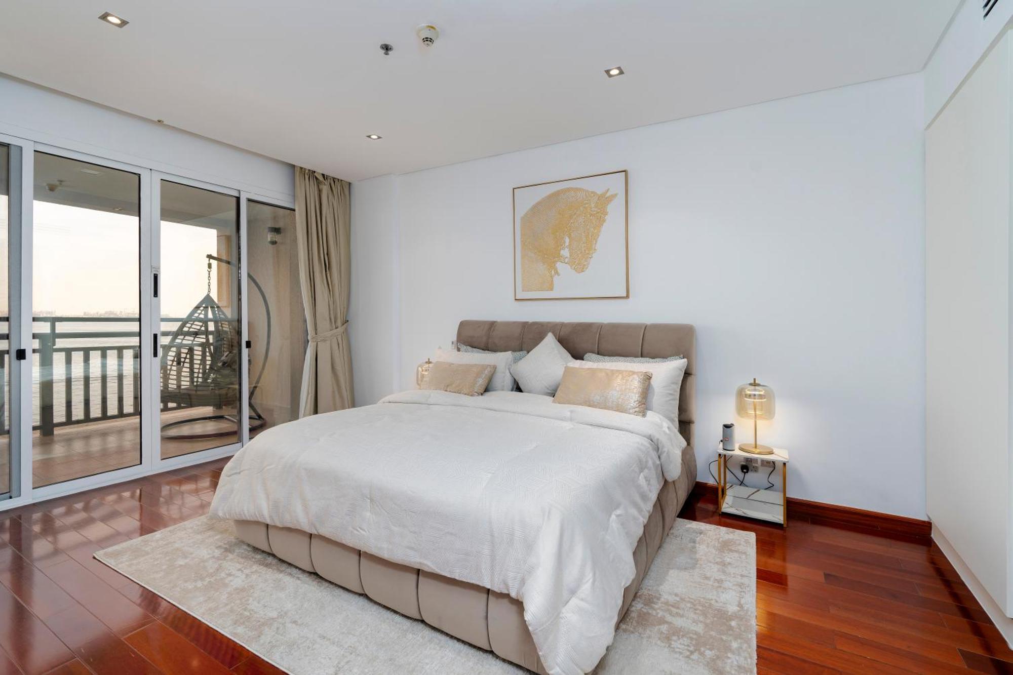 Cozy, Full Sea View, Private Beach, In 5 Stars At The Palm Appartamento Dubai
